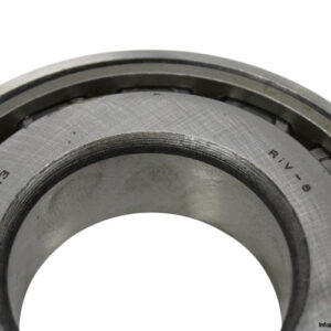 riv-01_02_7313-tapered-roller-bearing-used-1