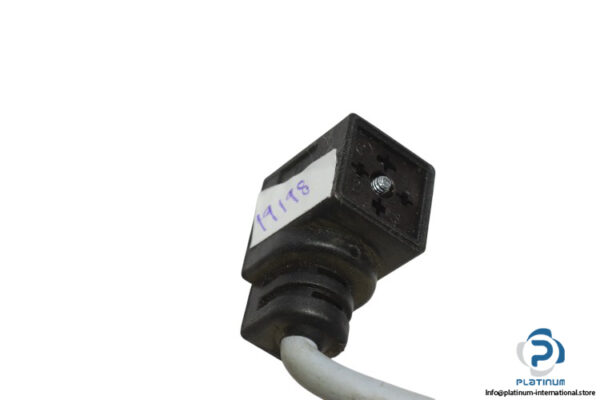 festo-KMEB-1-24-2.5-LED-plug-socket-with-cable-used-1