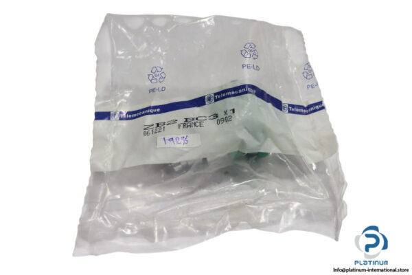 telemecanique-ZB2-BC3-mushroom-head-push-button-(new)