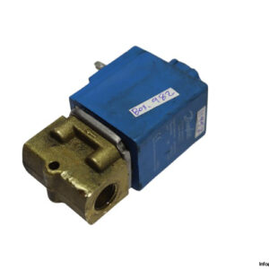 danfoss-042N7551-solenoid-valve-with-coil-(used)
