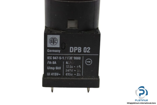 telemecanique-DPB-02-switching-contact-block-used-2