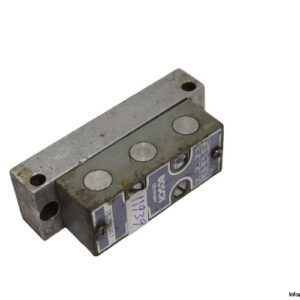 bosch-0821001007-logic-valve-(Used)