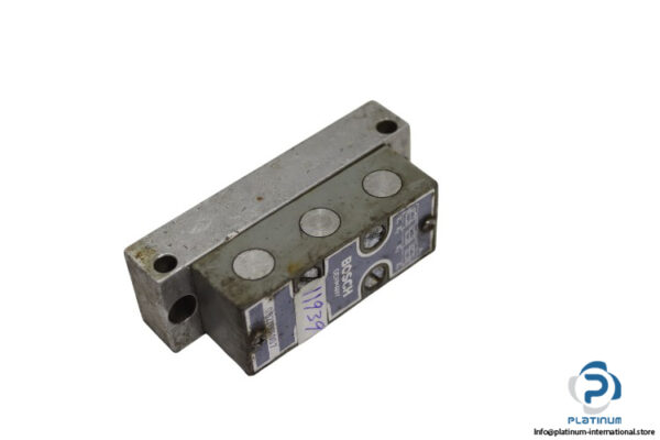 bosch-0821001007-logic-valve-(Used)