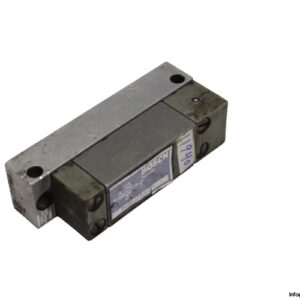bosch-0820223003-pneumatic-valve-(Used)