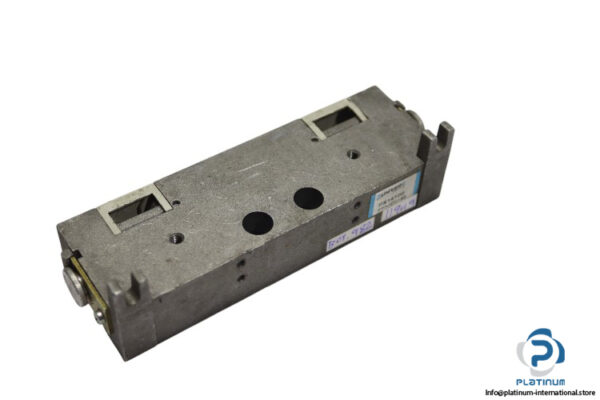 univer-PS14100-manifold-block-(Used)