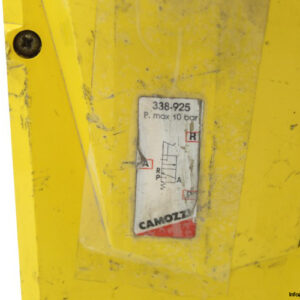 camozzi-338-925-foot-pedal-valve-(Used)-2