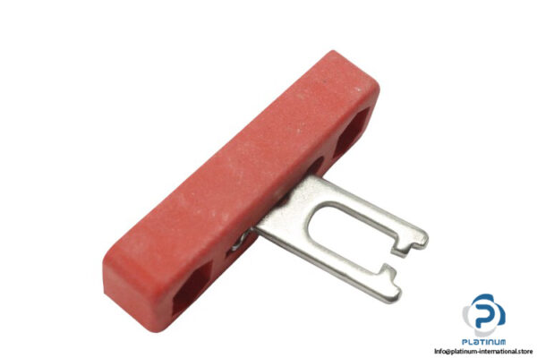 pizzato-VF-KEYD7-angled-actuator(new)