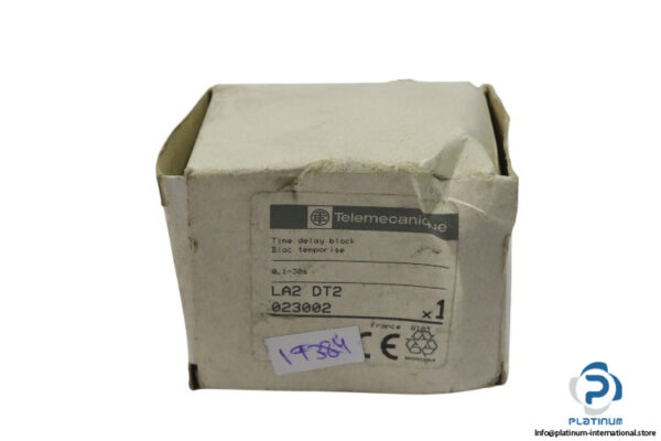 telemecanique-LA2-DT2-time-delay-block(new)-3