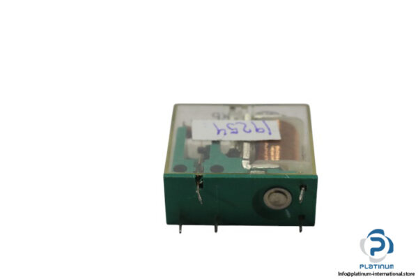 feme-MKP-A-001-51-05-relay-(used)-1