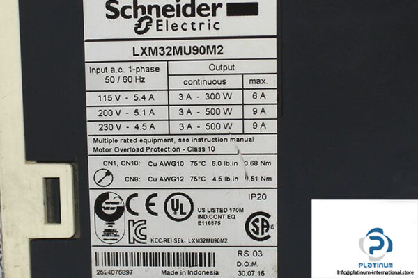 schneider-lxm32mu90m2-motion-servo-drive-2