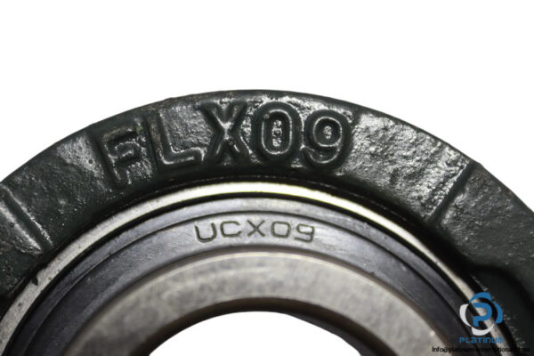 fk-UCFLX09-oval-flange-ball-bearing-unit-new-carton-1