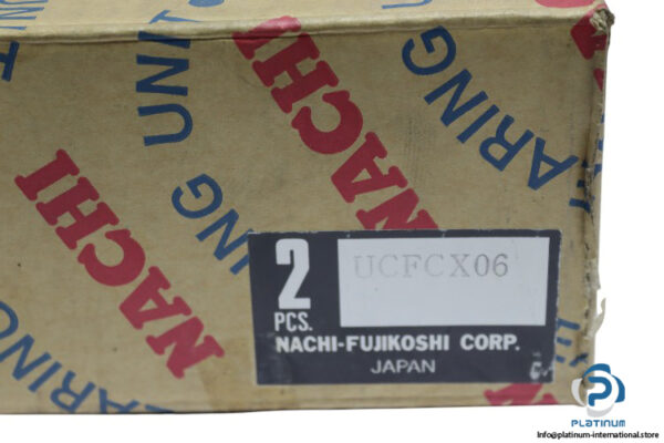 nachi-UCFCX06-round-flange-ball-bearing-unit-new-carton-3