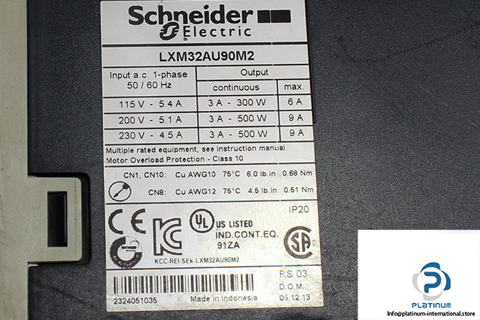schneider-lxm32au90m2-motion-servo-drive-2