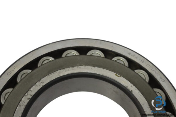 skf-22218-CC_W33-spherical-roller-bearing-used-1