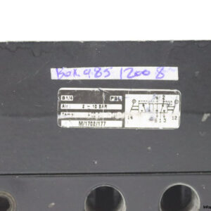 norgren-M_1702_177-manually-actuated-valve-(Used)-1