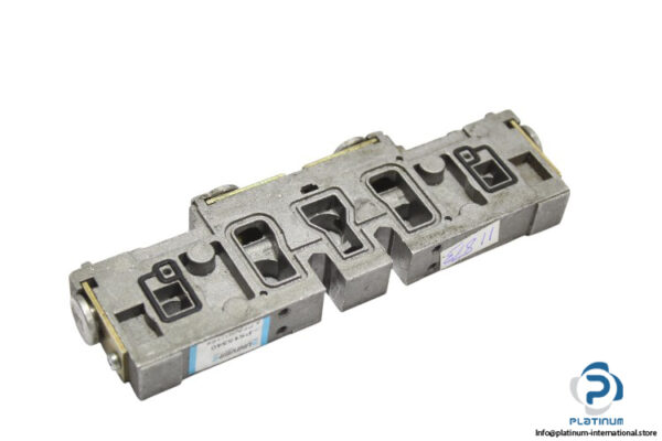 univer-PS15340-intermediate-supply-plate-(Used)