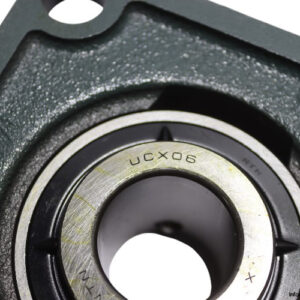 ntn-UCFX06-JD1-four-bolt-square-flange-unit-new-carton-1