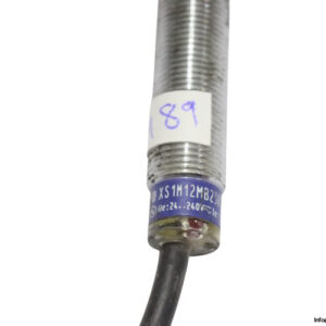 telemecanique-XS1M12MB230-inductive-proximity-switch(used)-1