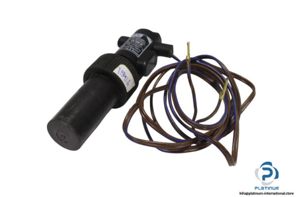 sika-VK-325M-flow-switch-(used)