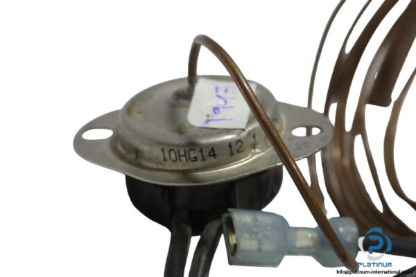 0071587-200-00407-thermostat(used)-1