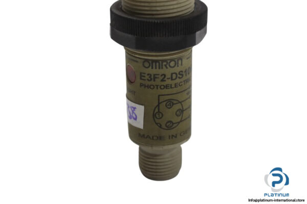 omron-E3F2-DS10B4-P1-diffuse-reflective-sensor(used)-2