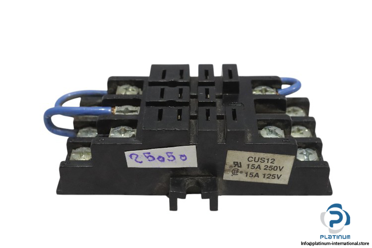 curtis-CUS12-relay-socket(used)-1