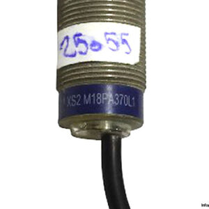 telemecanique-XS2-M18PA370L1-inductive-sensor(used)-2