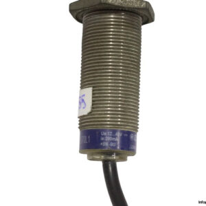 telemecanique-XS2-M18PA370L1-inductive-sensor(used)-3