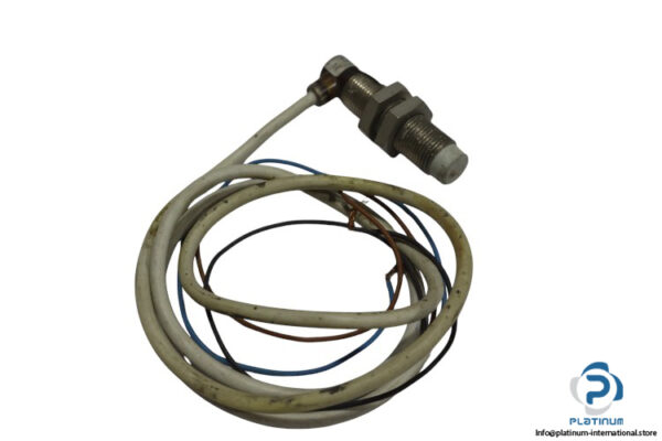 diell-AM1-AP-2C-cylindrical-inductive-sensor(used)