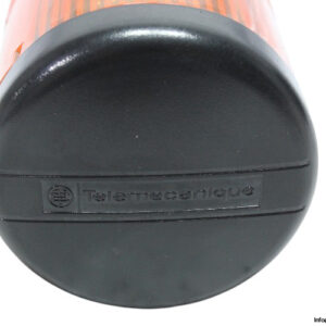 telemecanique-XVA-L35-illuminated-lens-unit(new)-1