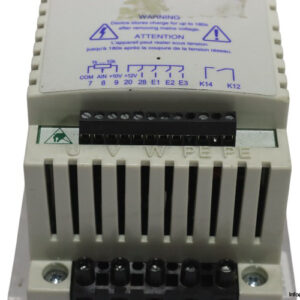 lenze-ESMD251X2SFA-frequency-inverter-(used)-3