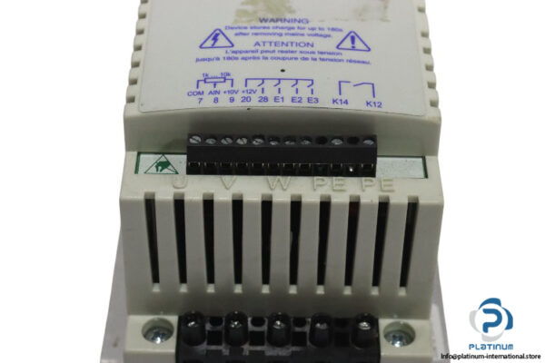 lenze-ESMD251X2SFA-frequency-inverter-(used)-3