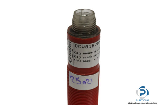 selet-OCV81E_DNNO-C5-photoelectric-diffuse-sensor-(used)-1