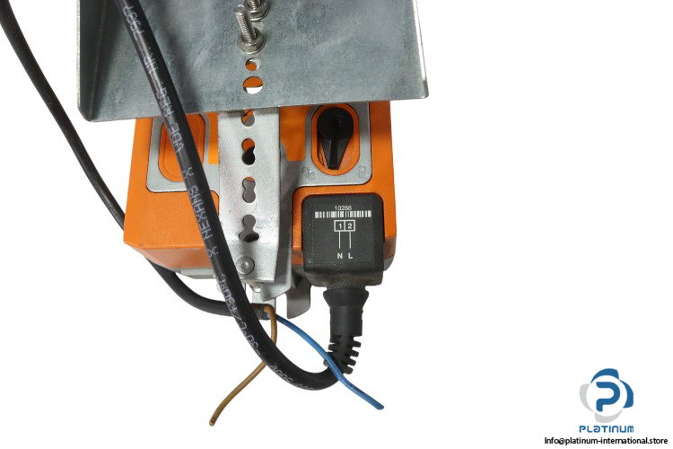 belimo-SF230A-rotary-actuator-(used)-4