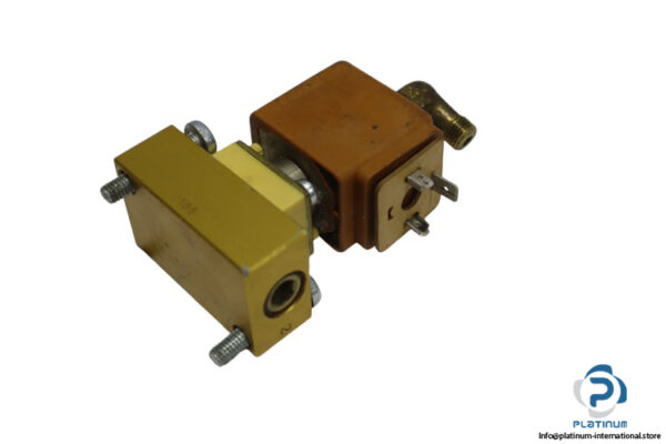 lucifer-E131F25-single-solenoid-valve-with-coil-(used)