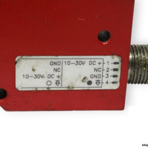 leuze-electronic-rk-18_4-dl-45-unpolarized-photoelectric-retro-reflective-sensor-1
