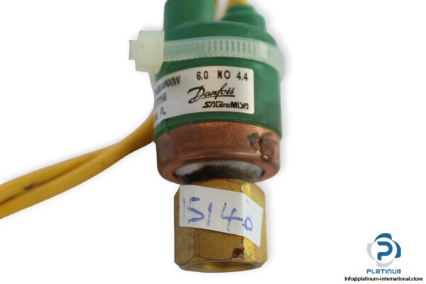 danfoss-061F7756-cartridge-pressure-switch-(Used)-2