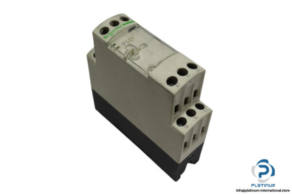 schneider-RE7RA11BU-off-delay-timing-relay(used)