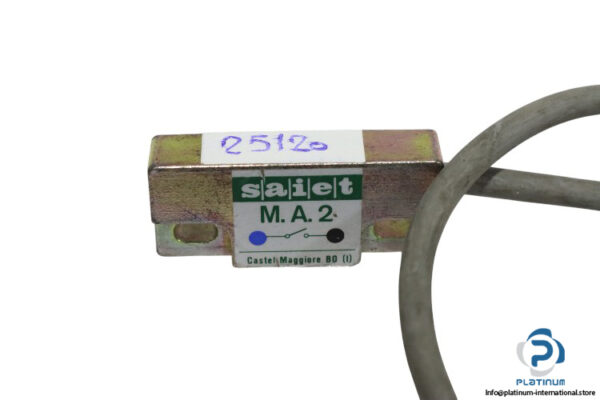 saiet-M.A.2-proximity-magnetic-sensor(used)-1