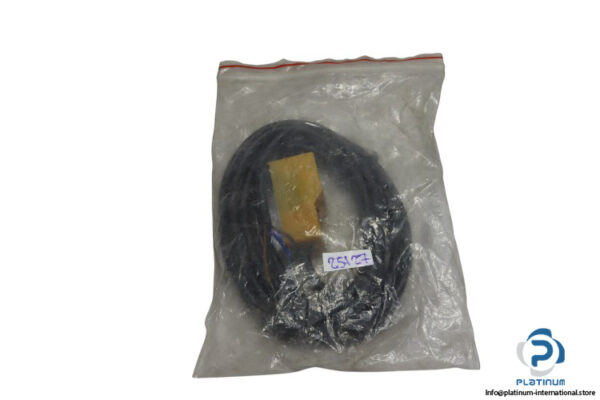 srm-LT1-3005PA-inductive-proximity-sensor(new)