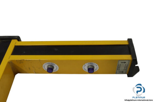 smartscan-5903APL1-through-beam-sensor(used)-4