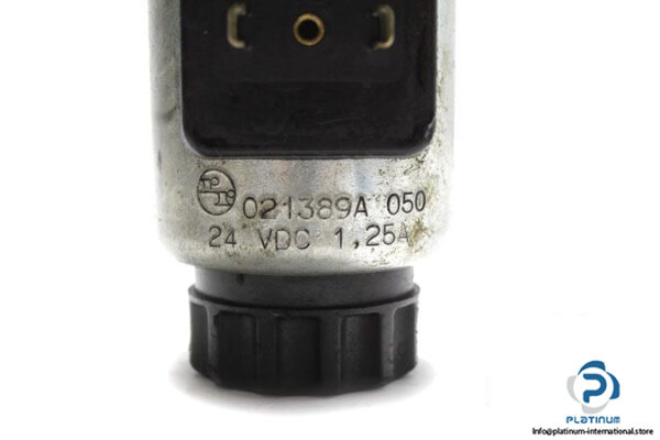 rexroth-r900561291-solenoid-operated-directional-control-valve-used-4