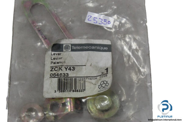 telemecanique-ZCK-Y43-limit-switch-lever(new)-1