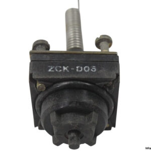 telemecanique-ZCKD06-limit-switch(used)-2