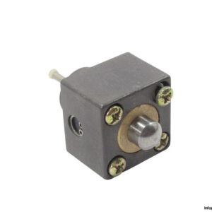 euchner-012047-limit-switch-head(new)