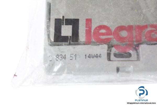 legrand-283451-single-pole-illuminated-switch(new)-2