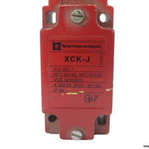 telemecanique-XCK-J5930-limit-switch(used)-1