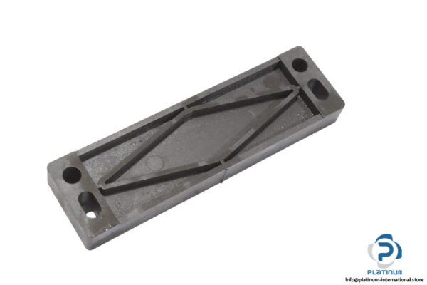 BZ5042-82V920-plastic-separator(new)