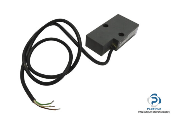 klaschka-OAS_L-P25_50V-IV_2K-Inductive-Proximity-Switch-(used)