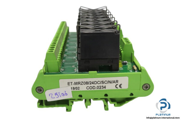 eurotek-ET-MRZ08_24DC_SC_N_AR-interface-converter-(used)-2